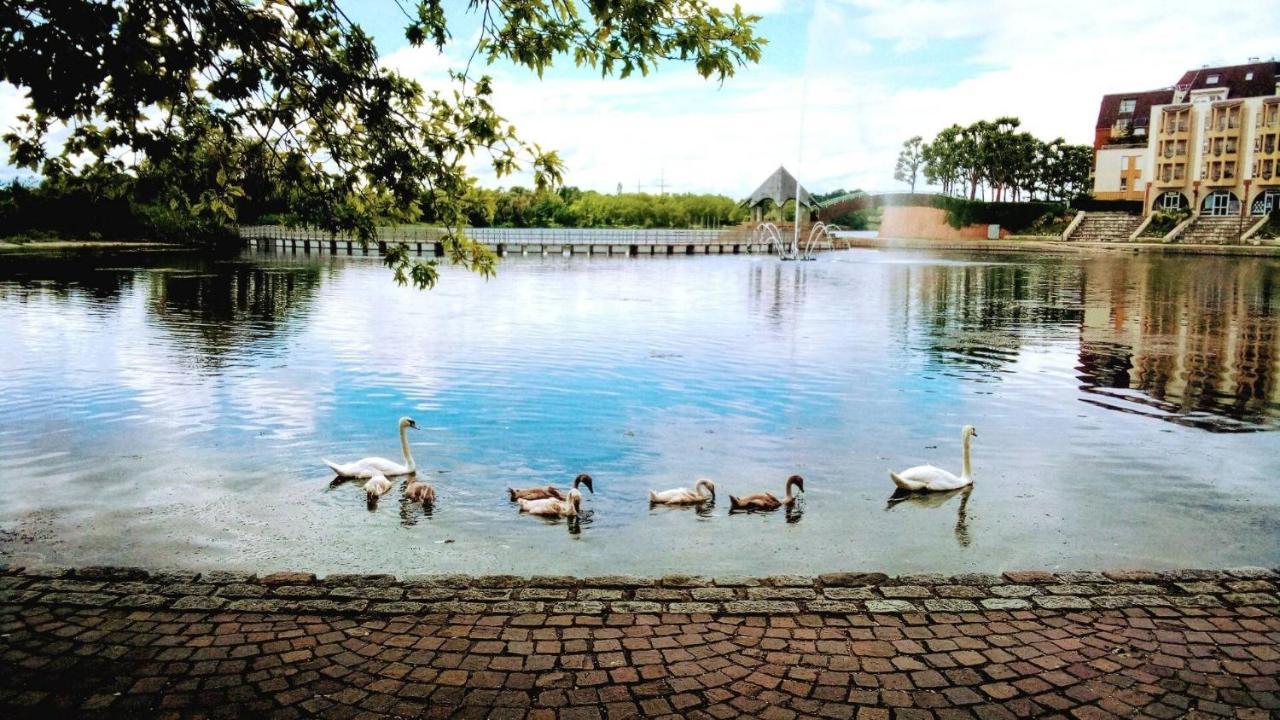 Vue Exceptionnelle Sur Le Lac Κρετέιγ Εξωτερικό φωτογραφία