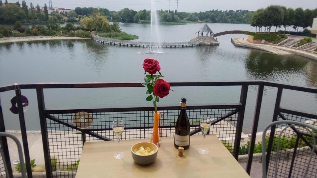 Vue Exceptionnelle Sur Le Lac Κρετέιγ Εξωτερικό φωτογραφία